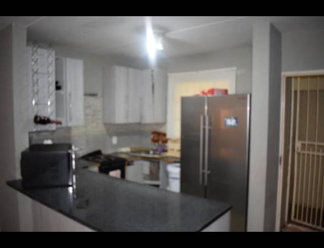 3 BEDROOM TOWNHOUSE FOR SALE IN LYNDHURST